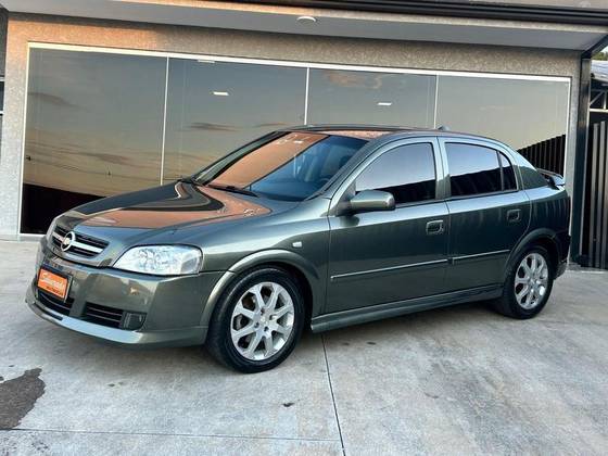 CHEVROLET ASTRA 2.0 MPFI 8V FLEX 4P AUTOMATICO CHEVROLET ASTRA 2.0 MPFI 8V FLEX 4P AUTOMATICO